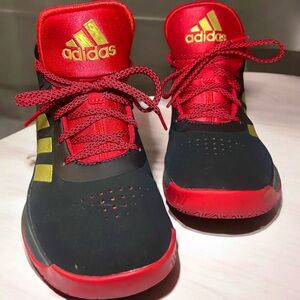 Adidas Cloudfoam 3 Stripe LVL029002 Basketball Boys Youth Sz. 4.5 BlackGold/Red